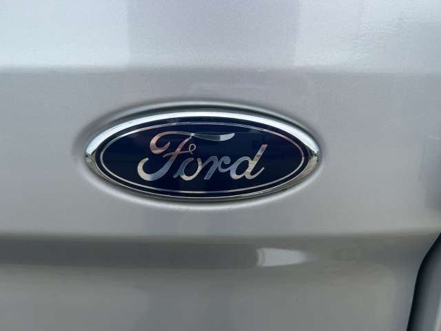 Fahrzeugbild eines Ford Transit Custom
