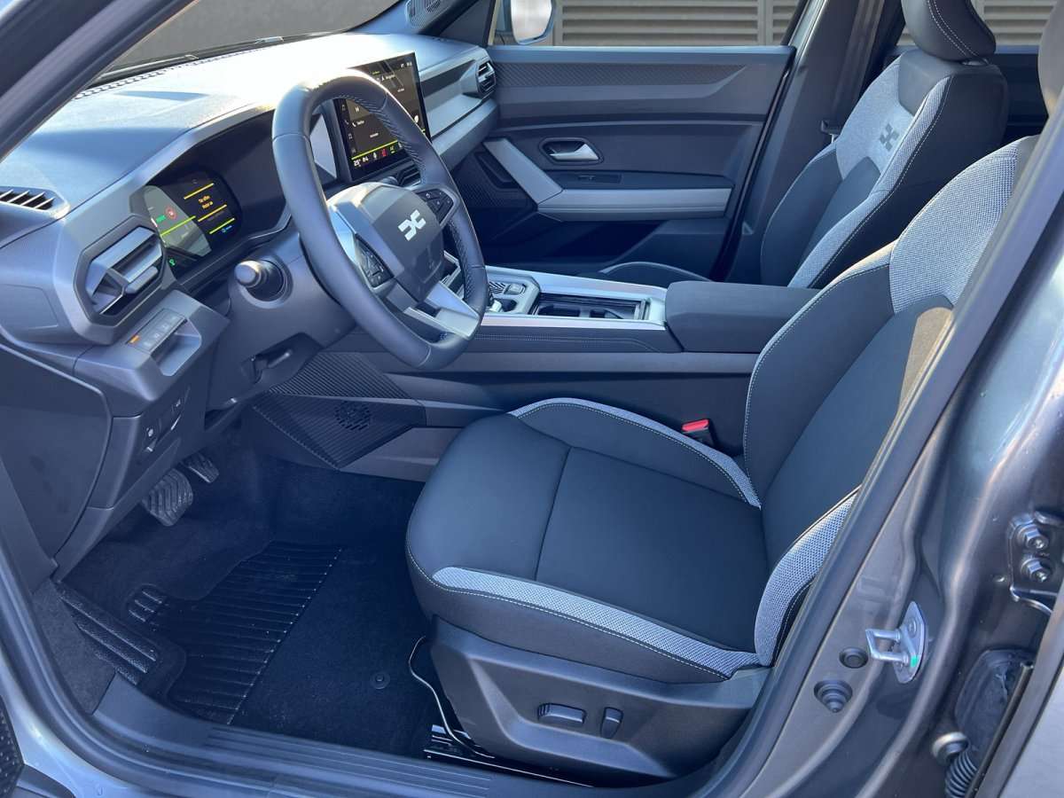 Fahrzeugbild eines Dacia Bigster