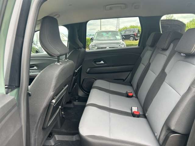Fahrzeugbild eines Dacia Jogger