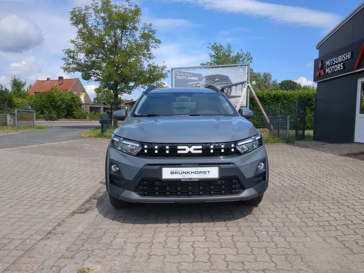 Fahrzeugbild eines Dacia Jogger