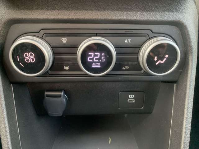 Fahrzeugbild eines Dacia Sandero