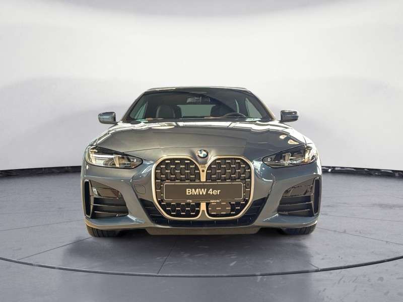 Fahrzeugbild eines BMW 4er-Reihe