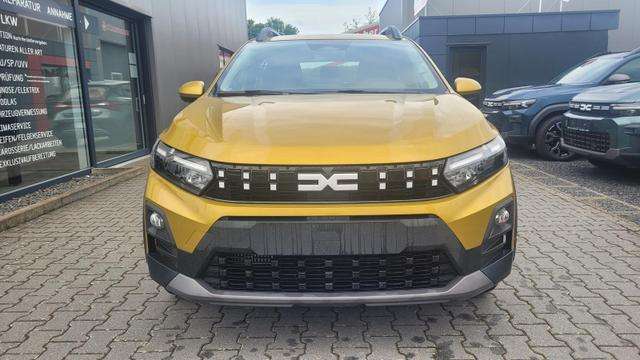 Fahrzeugbild eines Dacia Sandero