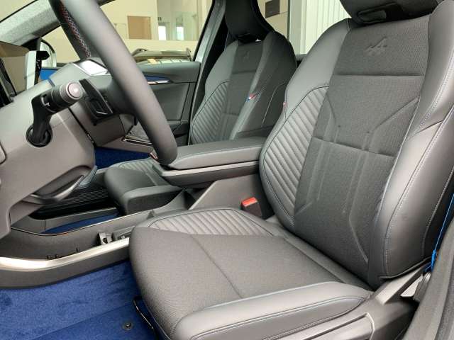 Fahrzeugbild eines Renault Scénic