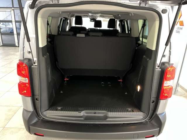 Fahrzeugbild eines Opel Vivaro