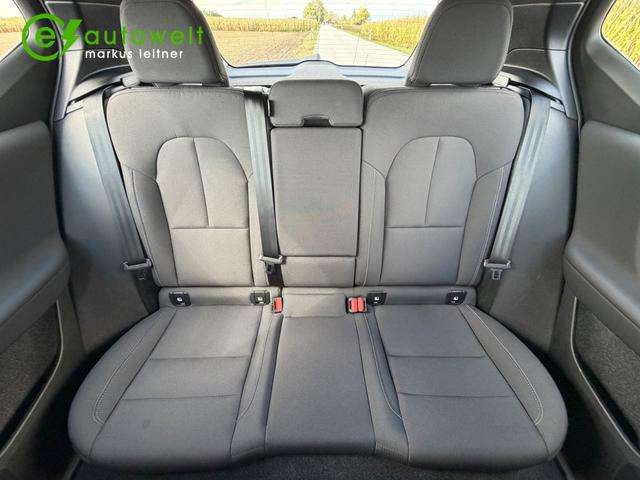 Fahrzeugbild eines Volvo XC40
