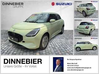 Schräge Frontansicht auf einen Suzuki Swift , freigestellt