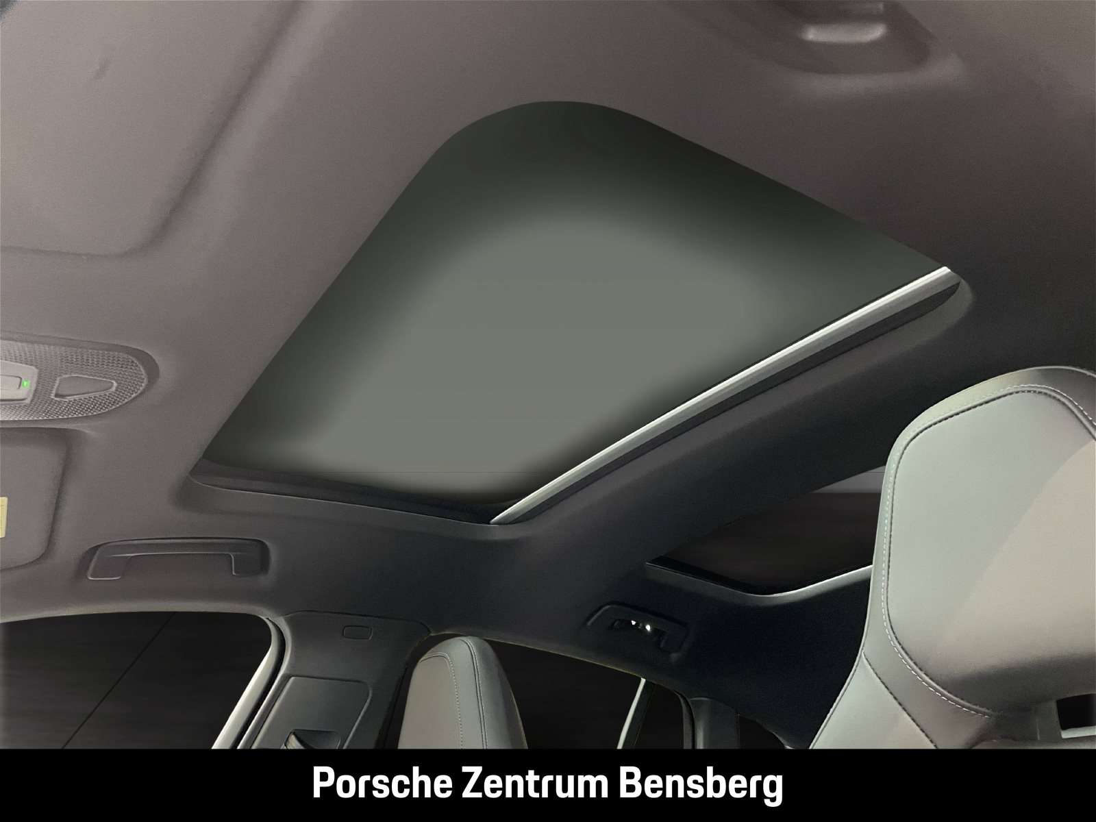 Fahrzeugbild eines Porsche Panamera