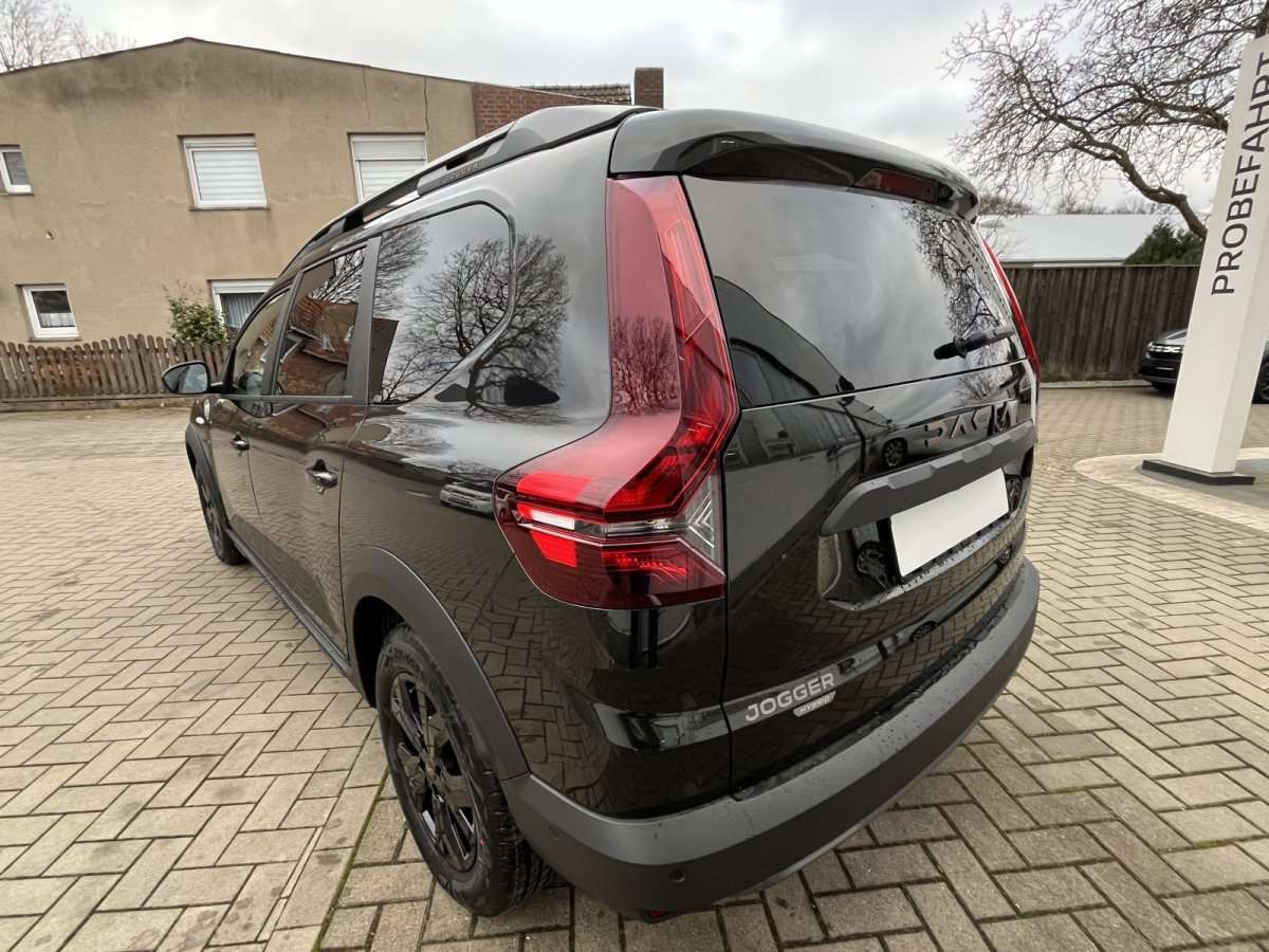 Fahrzeugbild eines Dacia Jogger