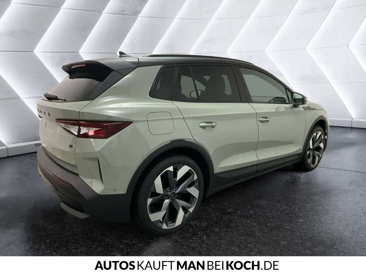 Fahrzeugbild eines Skoda ELROQ