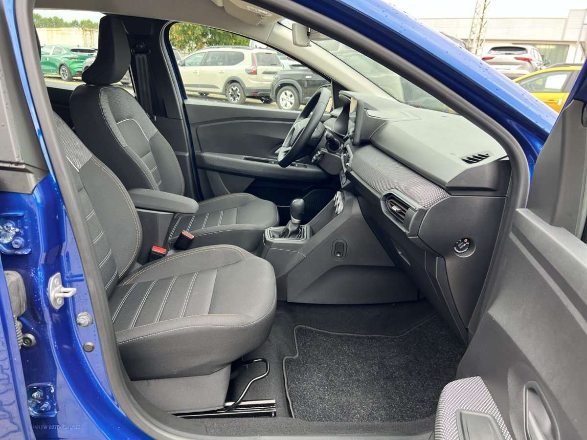Fahrzeugbild eines Dacia Sandero