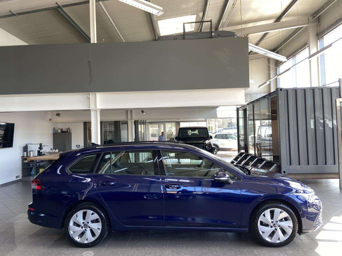 Fahrzeugbild eines Volkswagen Golf