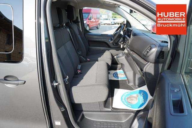 Fahrzeugbild eines Peugeot Expert
