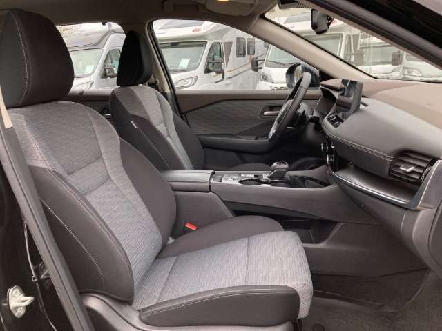 Fahrzeugbild eines Nissan X-TRAIL