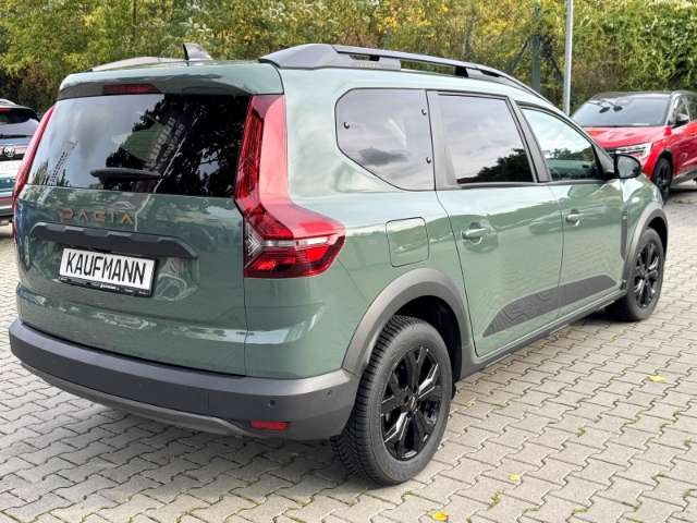 Fahrzeugbild eines Dacia Jogger