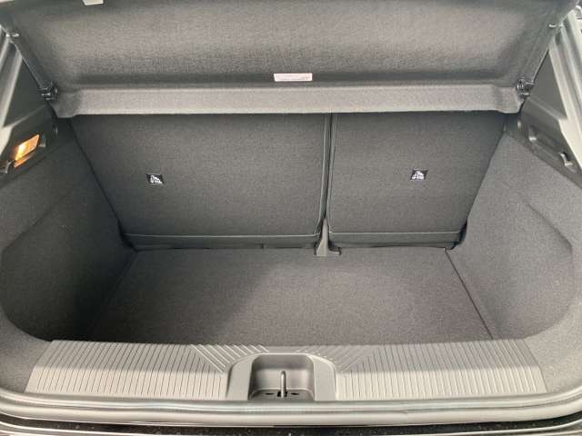 Fahrzeugbild eines Renault 5 E-TECH