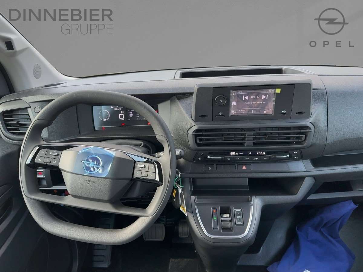 Fahrzeugbild eines Opel Vivaro