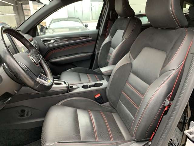 Fahrzeugbild eines Renault Arkana