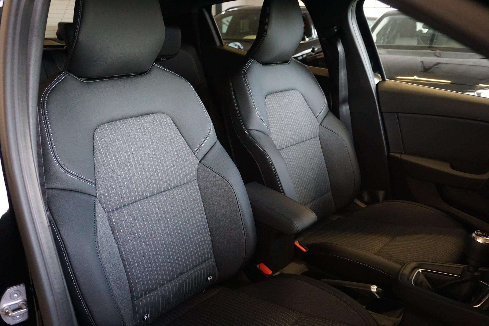 Fahrzeugbild eines Mitsubishi Colt