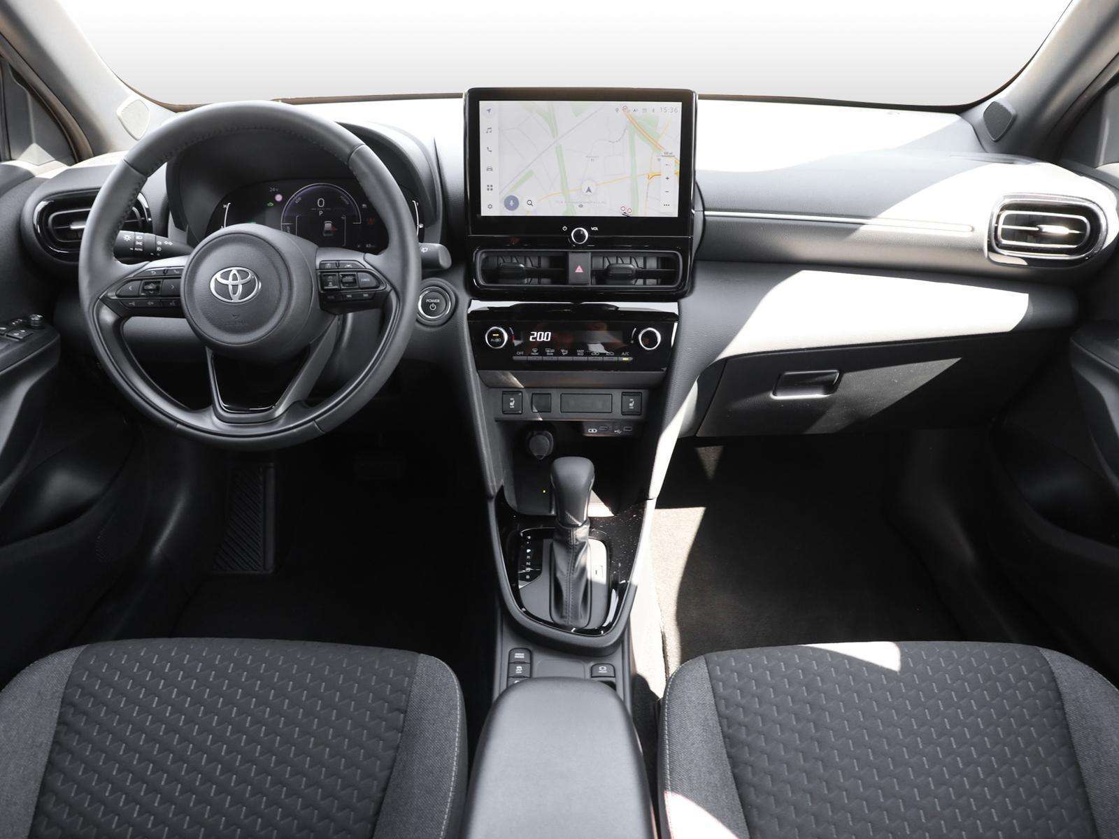 Fahrzeugbild eines Toyota Yaris Cross