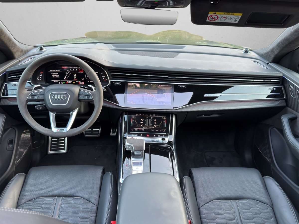 Fahrzeugbild eines Audi RS Q8