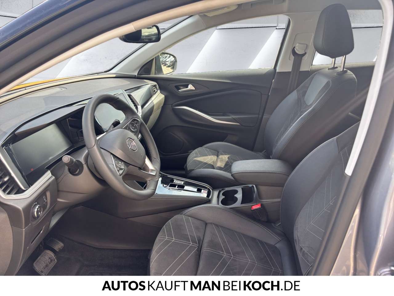 Fahrzeugbild eines Opel Grandland X