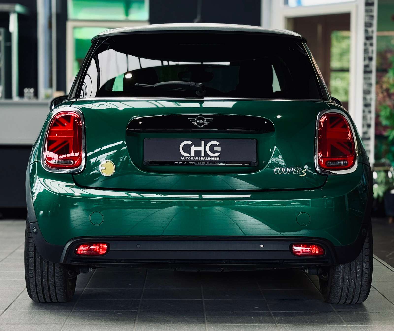 Fahrzeugbild eines MINI COOPER