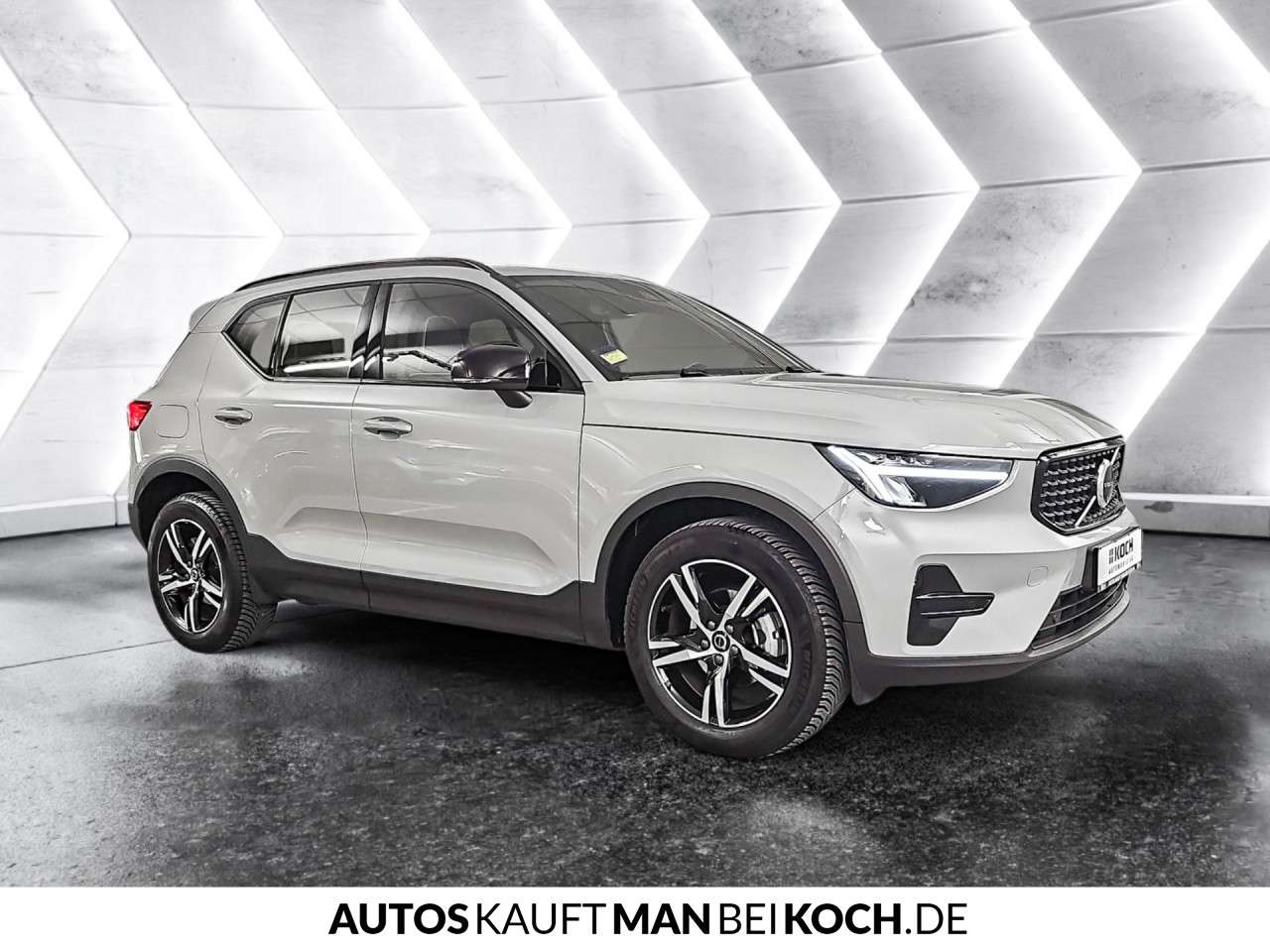 Fahrzeugbild eines Volvo XC40