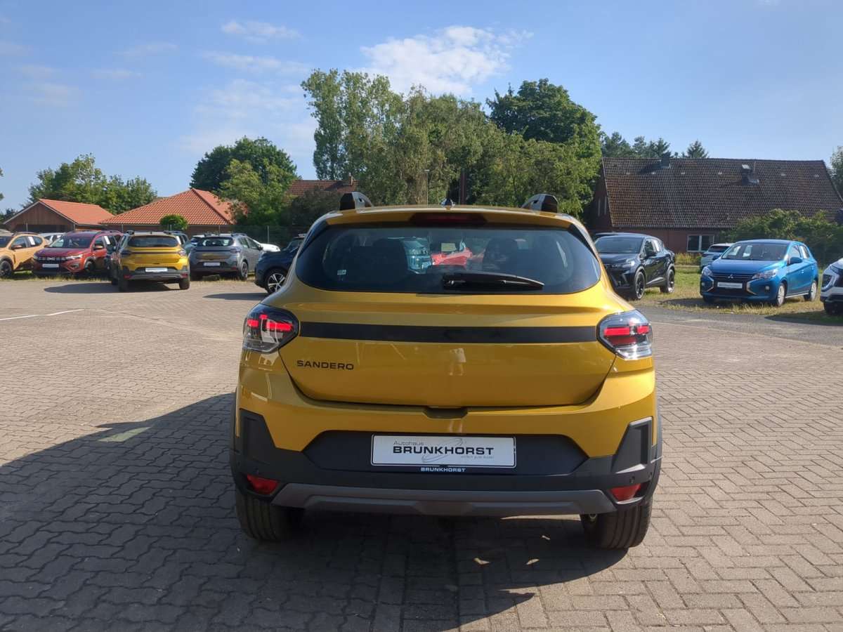 Fahrzeugbild eines Dacia Sandero
