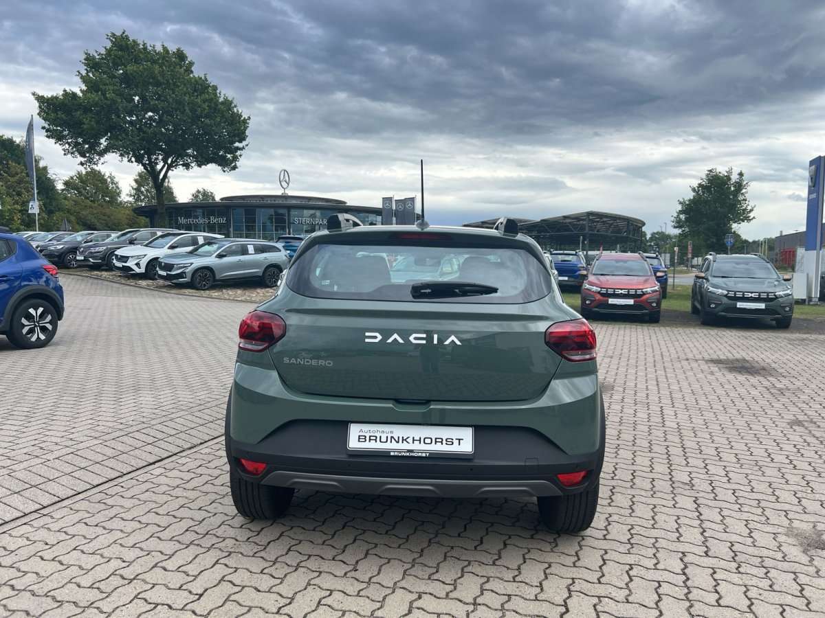 Fahrzeugbild eines Dacia Sandero