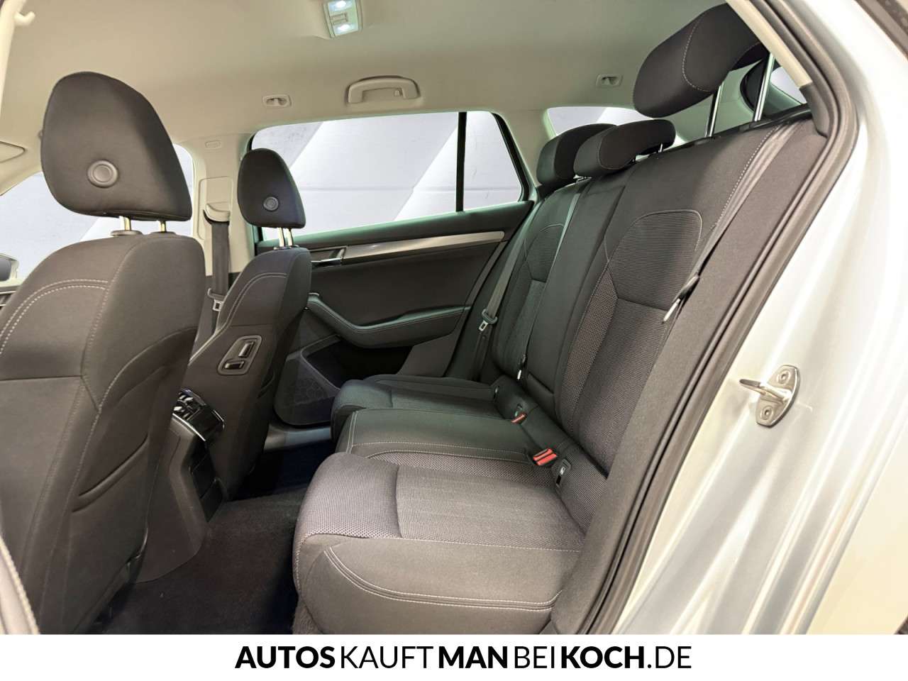 Fahrzeugbild eines Skoda Superb
