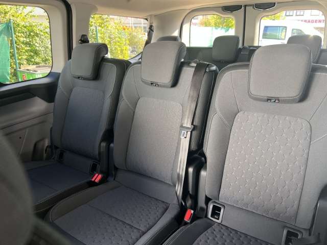 Fahrzeugbild eines Ford Transit Custom