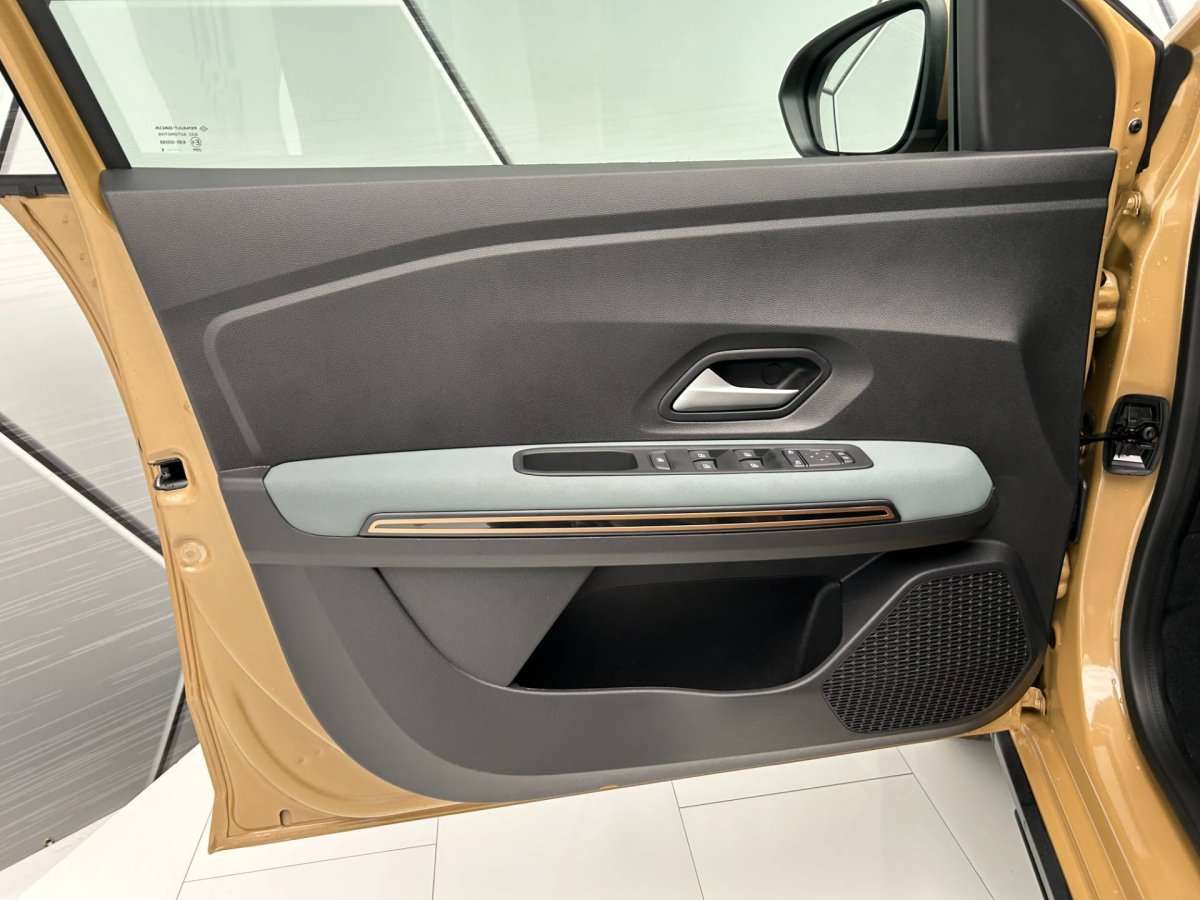 Fahrzeugbild eines Dacia Sandero