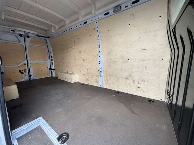 Fahrzeugbild eines Renault Master