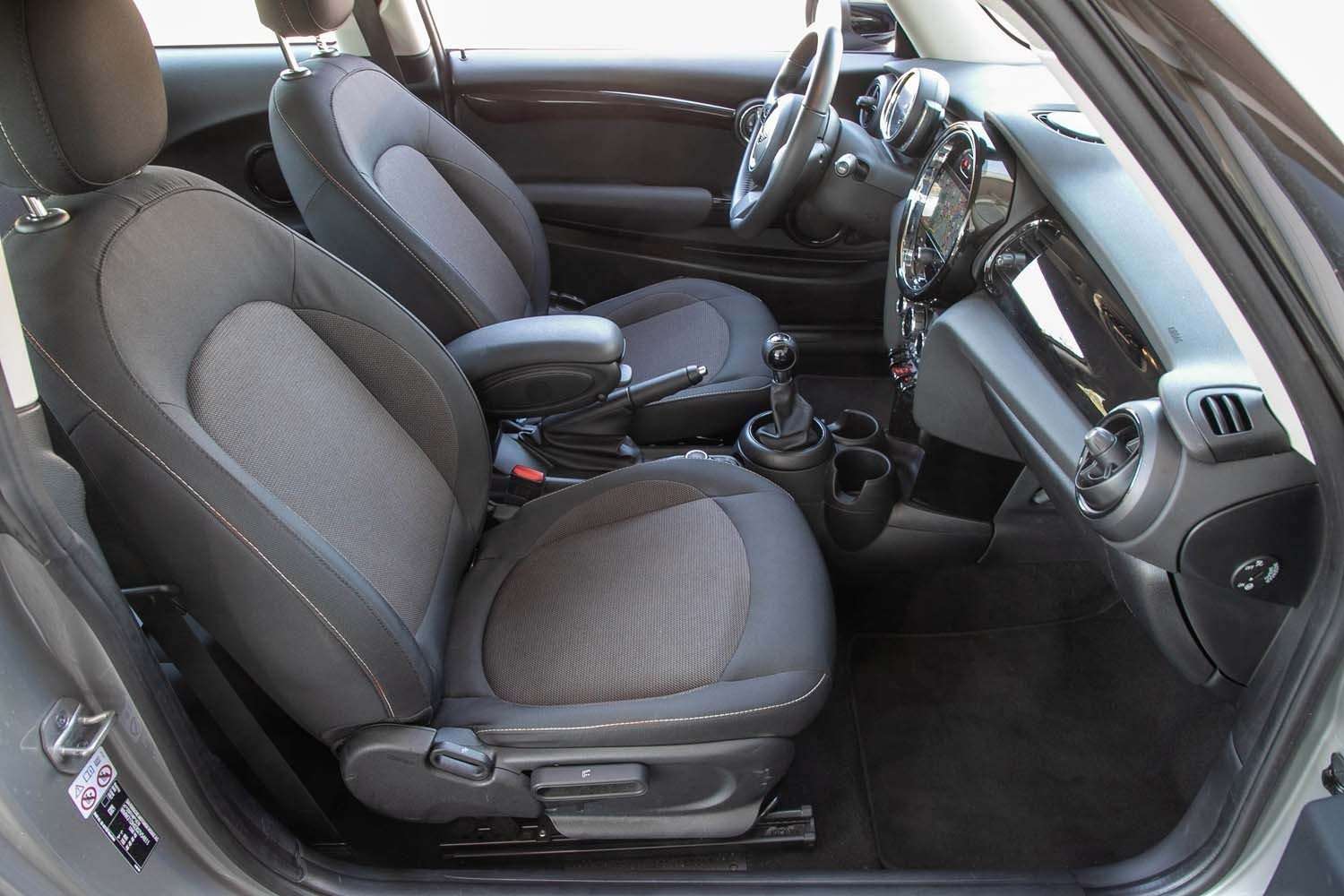 Fahrzeugbild eines MINI COOPER