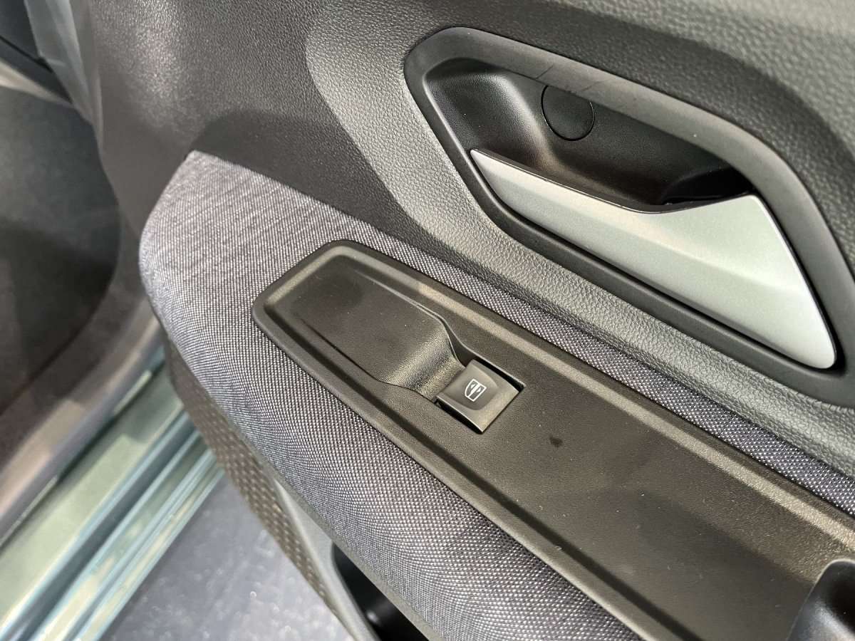 Fahrzeugbild eines Dacia Sandero