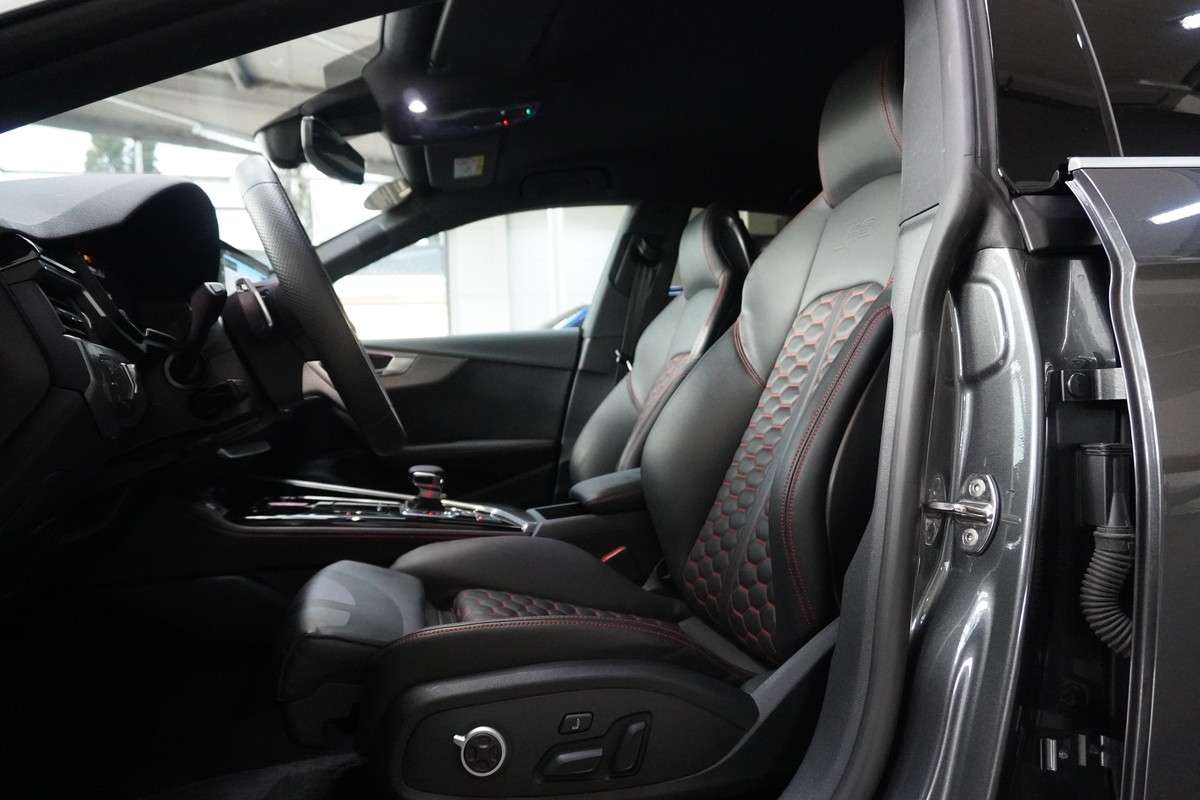 Fahrzeugbild eines Audi RS5