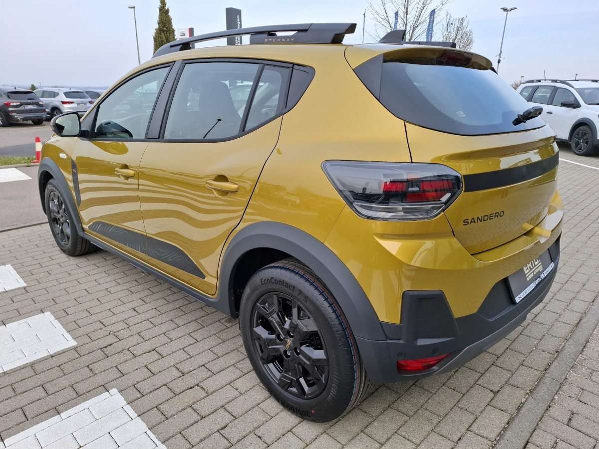 Fahrzeugbild eines Dacia Sandero