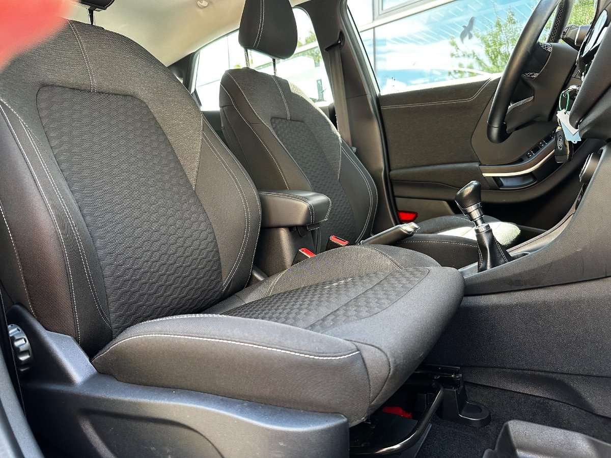 Fahrzeugbild eines Ford Puma