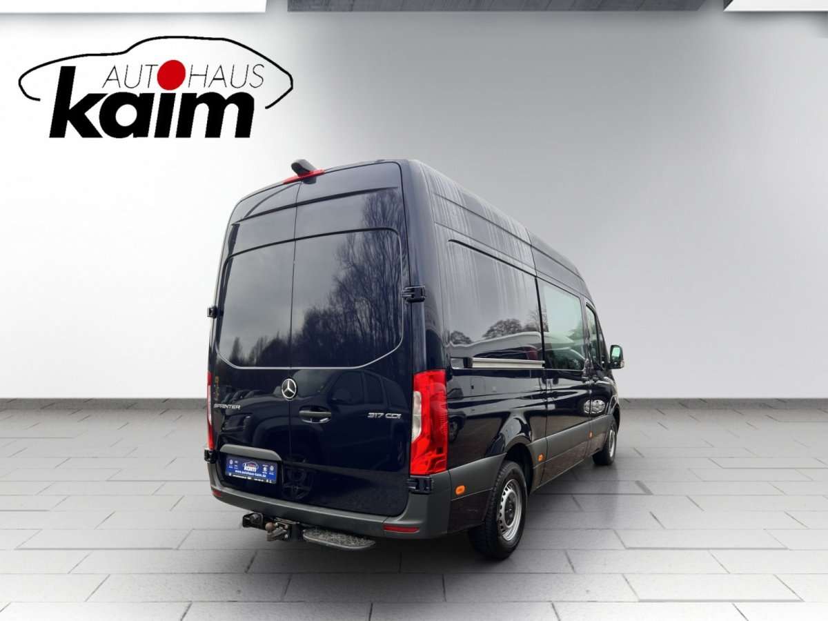 Fahrzeugbild eines Mercedes-Benz Sprinter