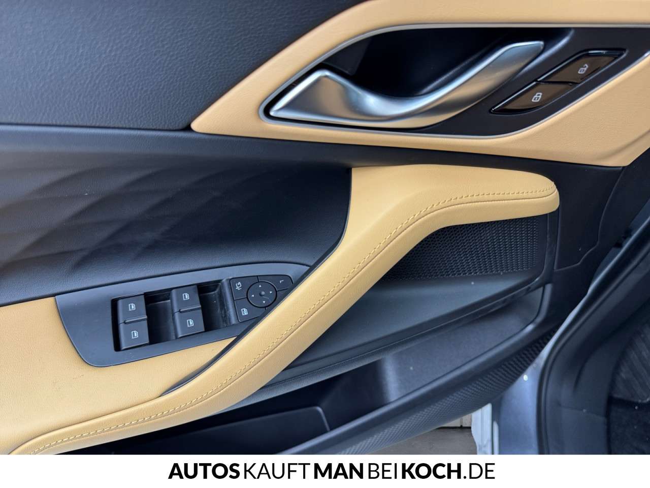 Fahrzeugbild eines MG HS