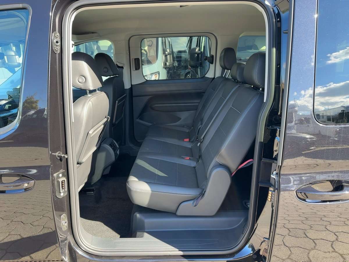 Fahrzeugbild eines Ford Grand Tourneo