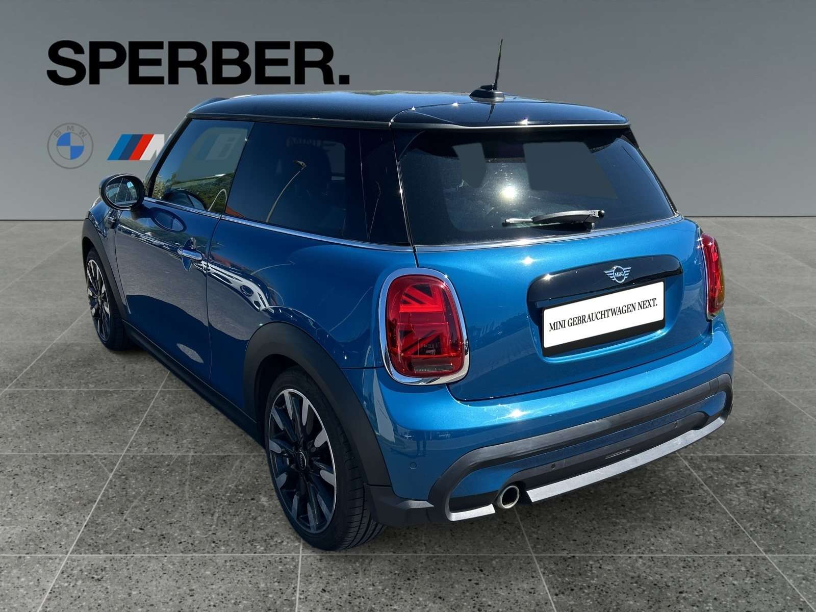 Fahrzeugbild eines MINI COOPER