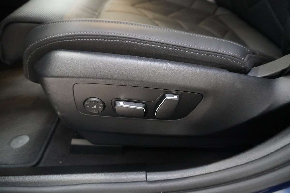 Fahrzeugbild eines BMW i5