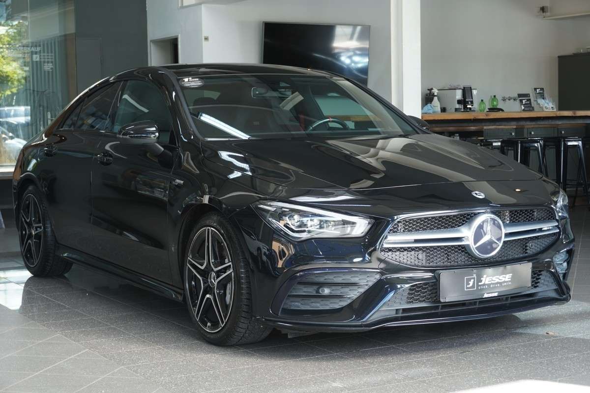 Fahrzeugbild eines Mercedes-Benz CLA