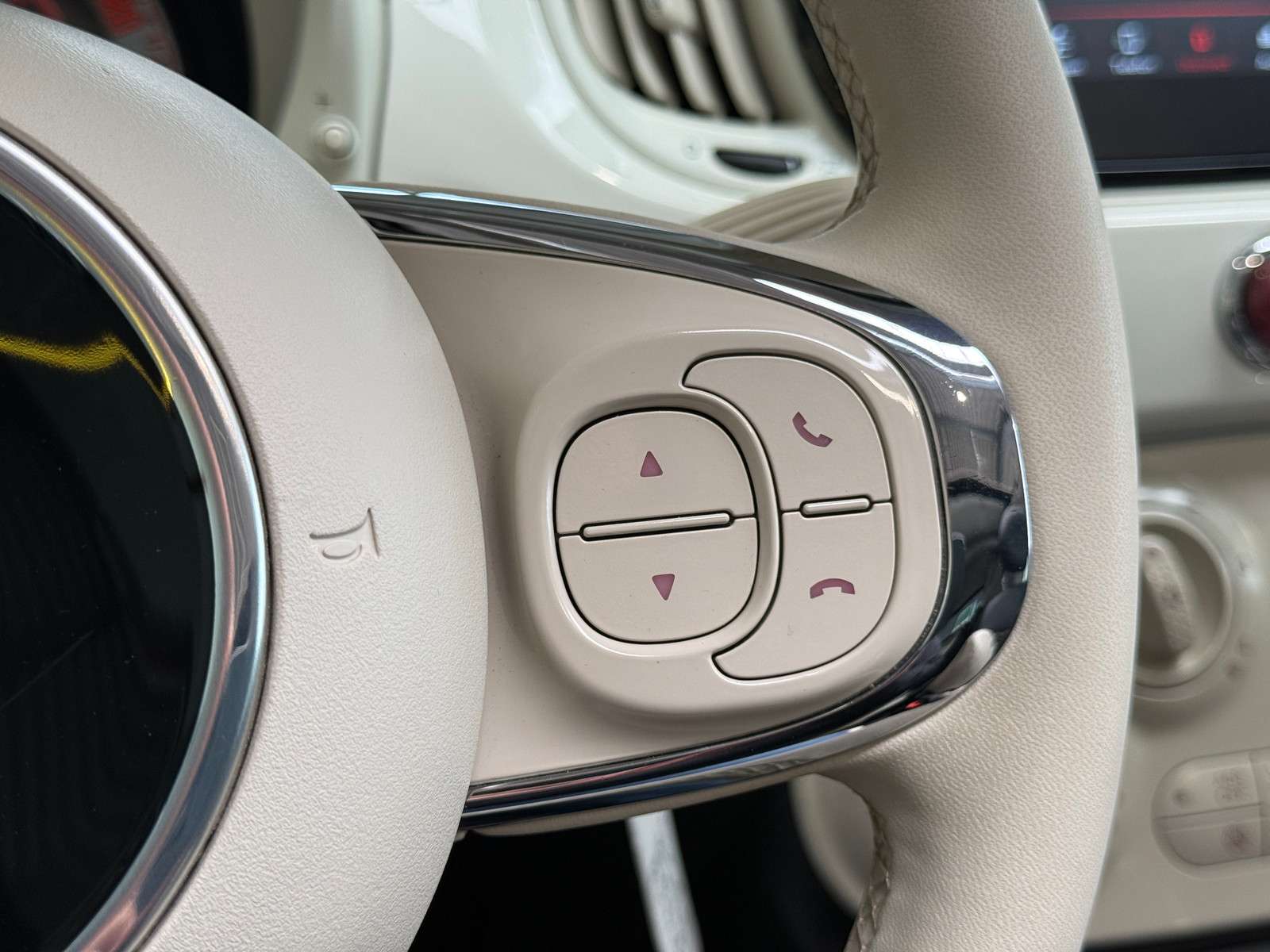 Fahrzeugbild eines Fiat 500