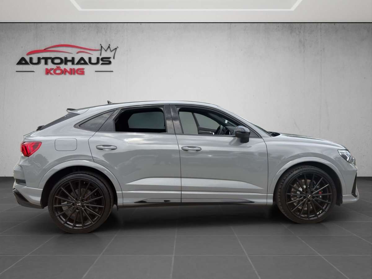 Fahrzeugbild eines Audi RS Q3