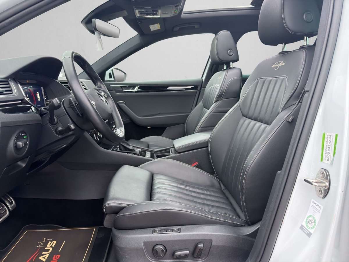 Fahrzeugbild eines Skoda Superb