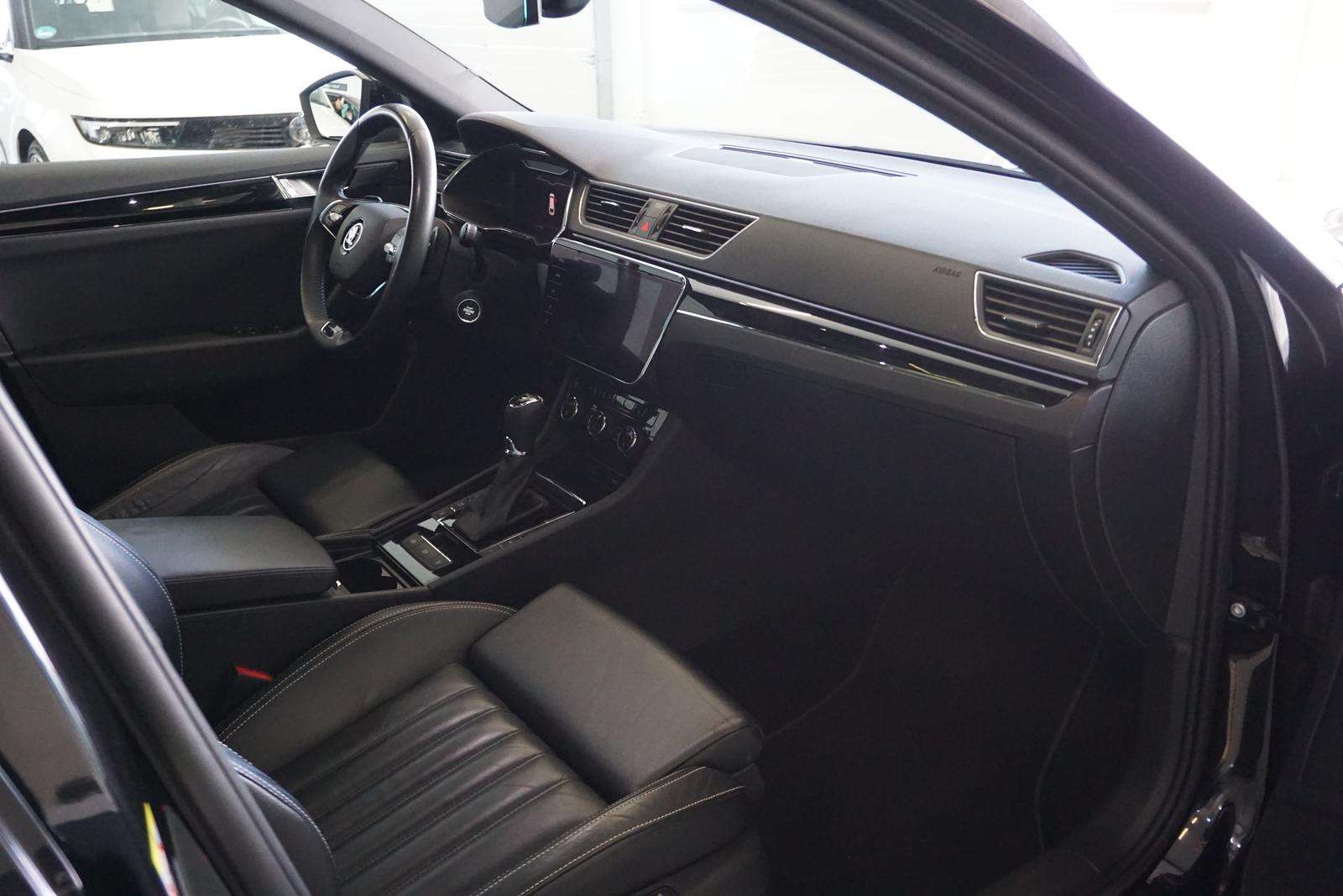 Fahrzeugbild eines Skoda Superb
