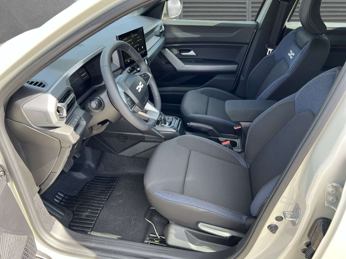 Fahrzeugbild eines Dacia Duster